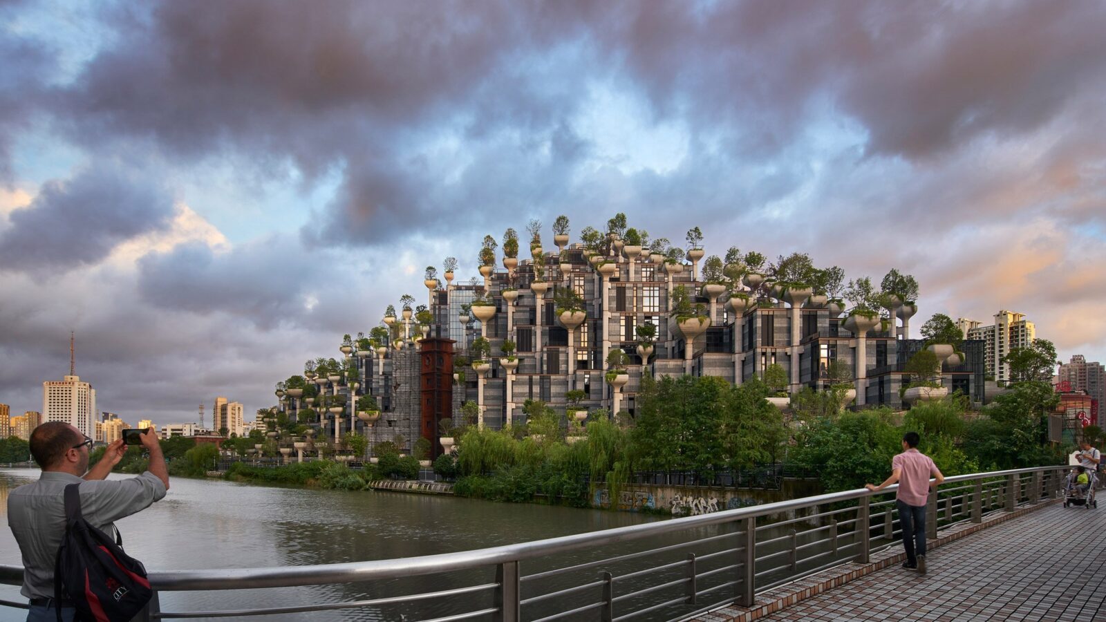 1000 trees heatherwick studio china architecture photography dezeen 2364 hero2 | 2