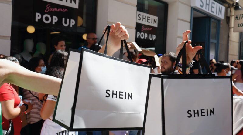 shein vidkriє pop up magazin u londoni | 1