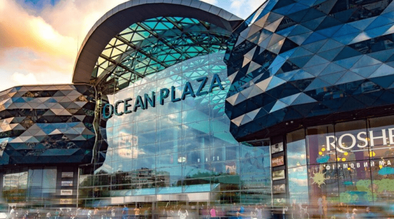 ВАКС решил конфисковать долю ТРЦ Ocean Plaza у Ротенбергов