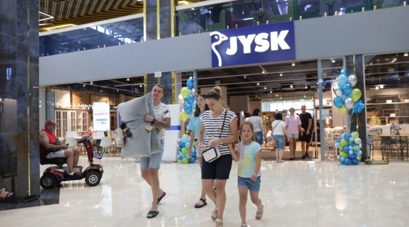 Jysk-відкрив-новий-магазин-у-ТРЦ-Sofia-Mall-в-передмісті-Києва