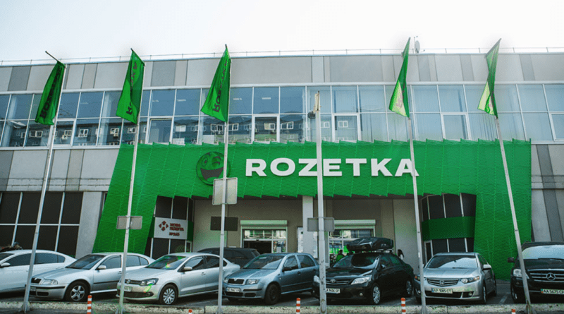 Rozetka-розширює-послугу-доставки-товарів.-Чи-конкуруватиме-онлайн-ритейлер-з-поштовими-операторами