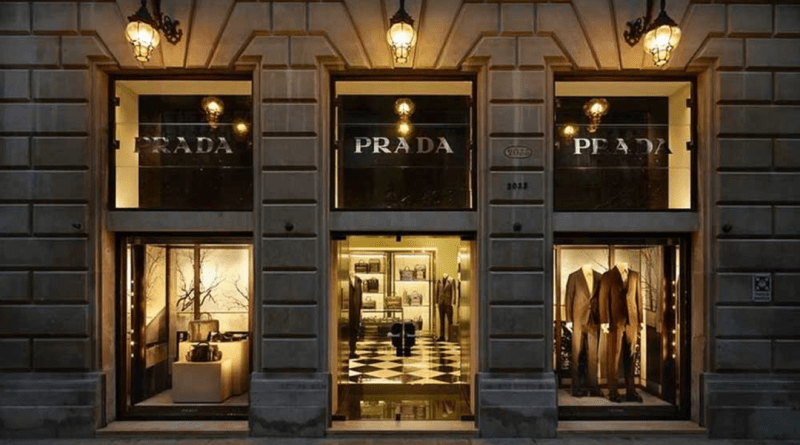 Prada-інвестує-близько-мільярду-євро-в-оновлення-своєї-ритейл-стратегії