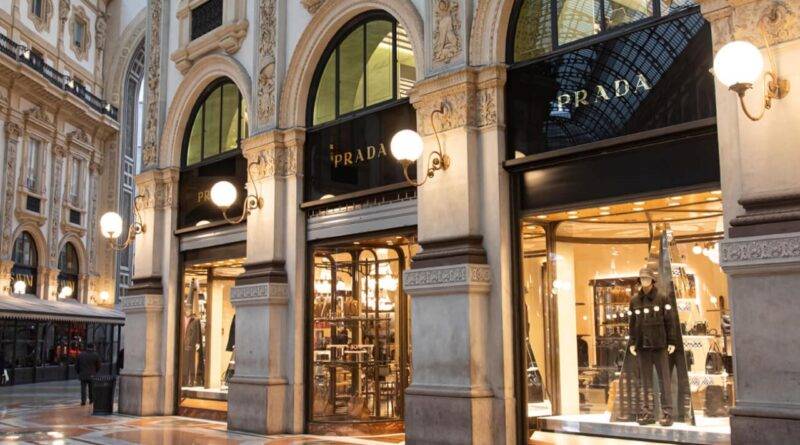 Prada-продемонструвала-високі-показники-за-перше-півріччя-2024-року