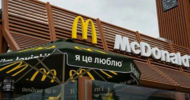 Вплив-новин-про-масові-отруєння.-Продажі-Mcdonald's-впали-на-6%-слідом-за-обвалом-акцій