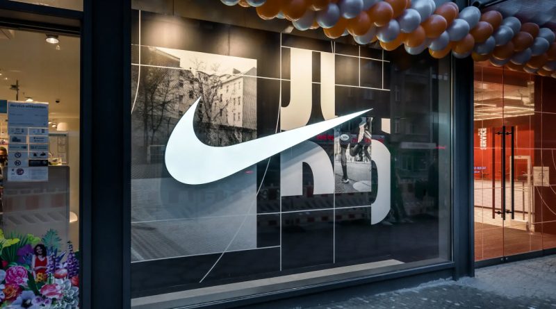 Nike-звітує-про-падіння-продажів-третій-квартал-поспіль